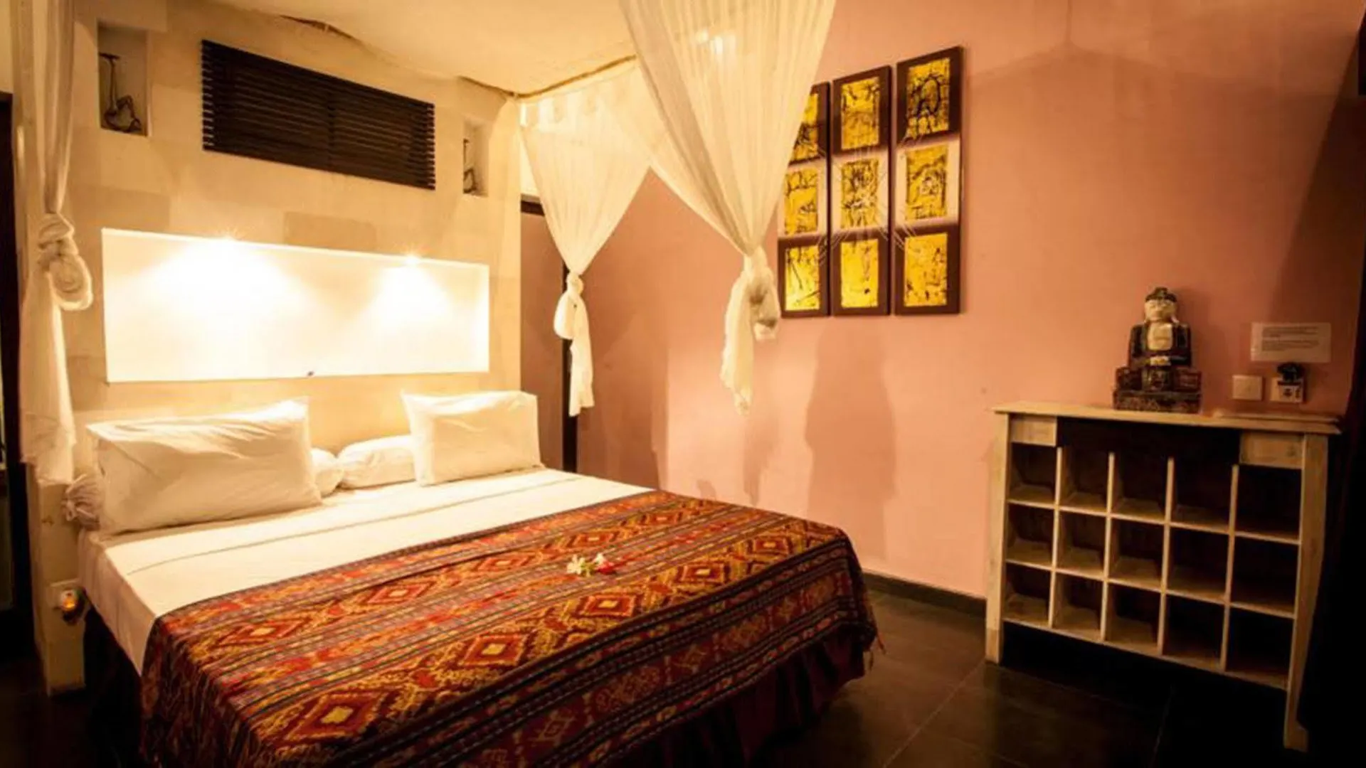 Pearl Boutique Hotel Adult Only Legian 4*,  Indonesia