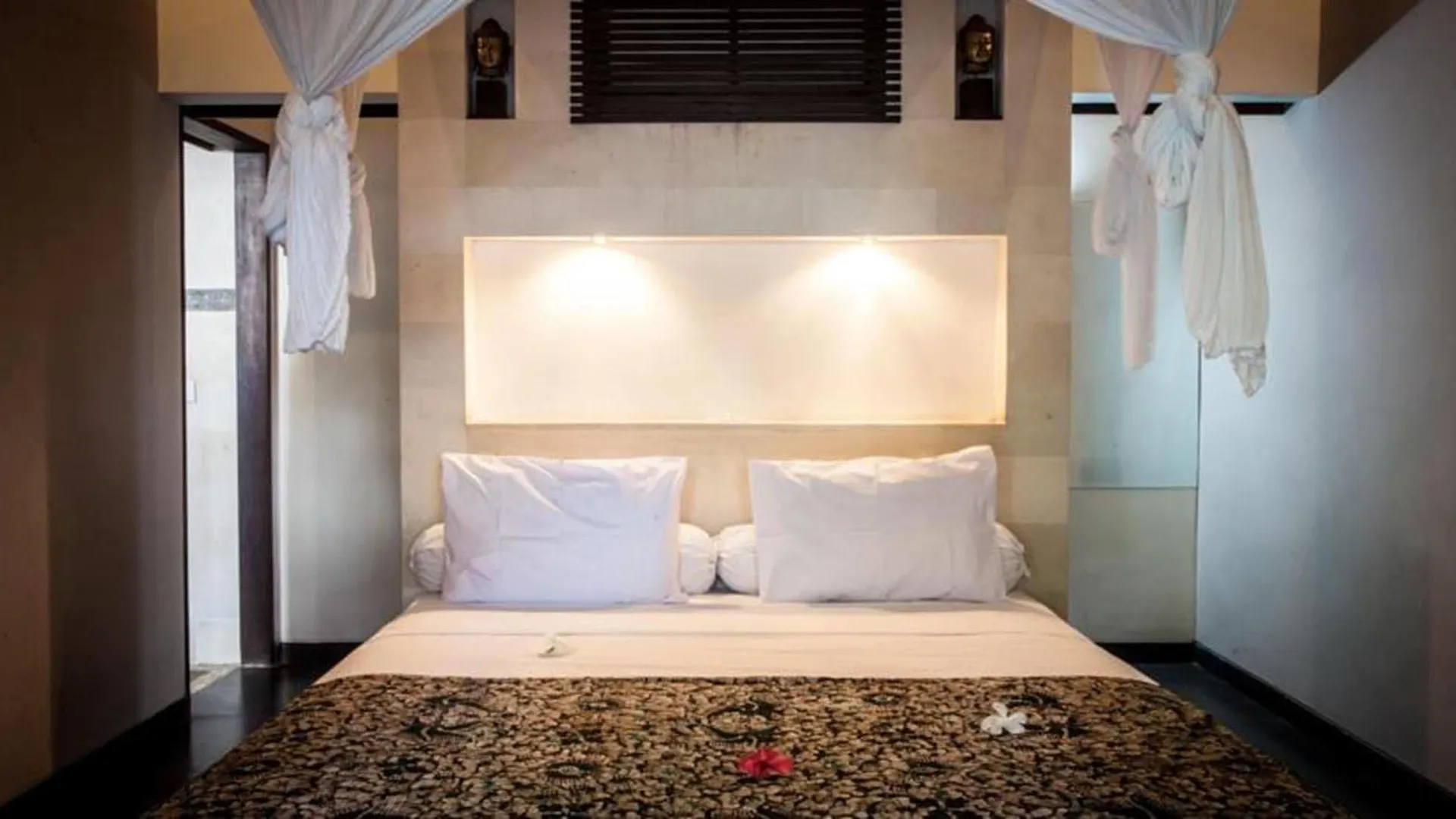 Pearl Boutique Hotel Adult Only Legian 4*,  Indonesia
